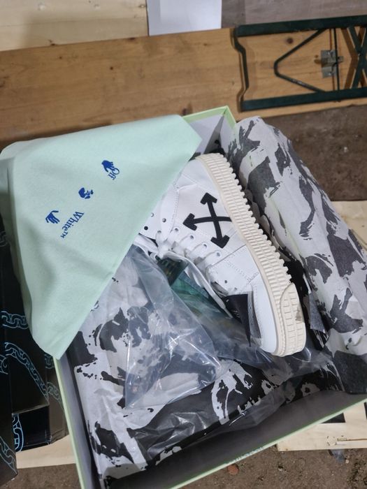 Off white court 3.0 alb negru marimi 36,37,38,39,40