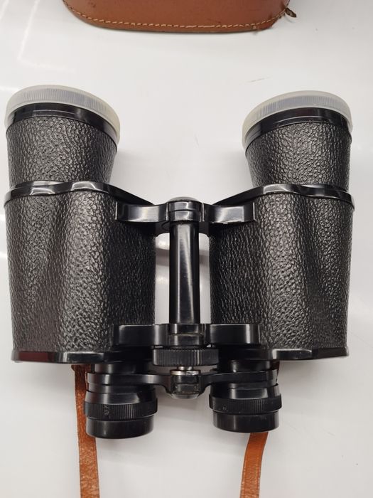 Бинокъл 20х52 отлично състояние