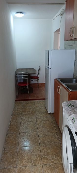 Închiriez Garsonieră zona Prundu Pitești