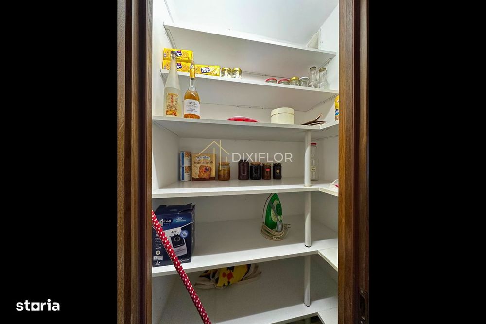 Apartament cu 3 camere | str. Bobâlna | 400 €