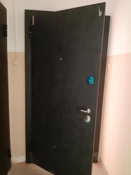 Дверь для квартиры