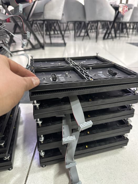 Продам Лед  лэд панели  экран p4