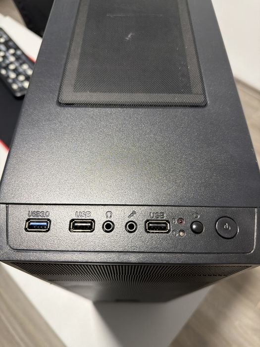 Calculator Desktop i7 7700K - 16 GB RAM - SSD  1 TB