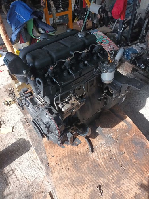 Продавам отремонтирани двигатели "Перкинс" Д3900 за мотокар!