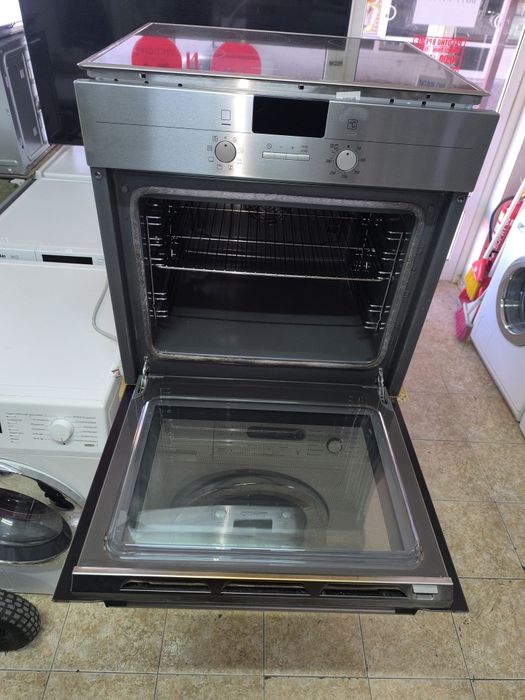 Фурна с котлони Siemens - Пиролиза