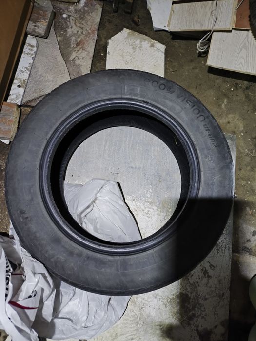 Продам резину 215*60"16