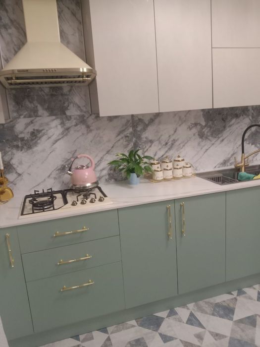 Кухоний мебел кламиза