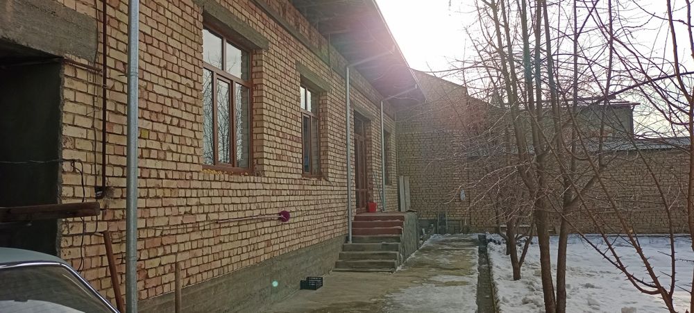 Уй сотилади йенги 16 йиллик 6 сотик