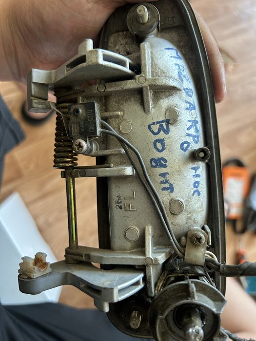 Запчасти на Mazda 626, 323, Premacy