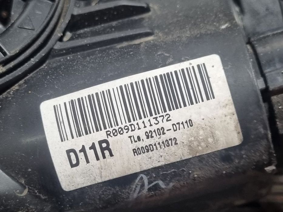 Far Dreapta Hyundai Tucson III 2015 - 2018 SUV 4 Usi (1298) Cu lupă