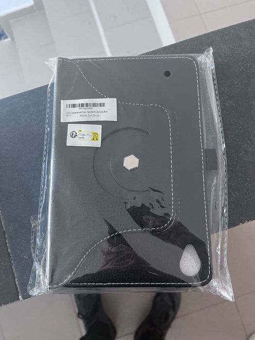 Huse universale de tablete