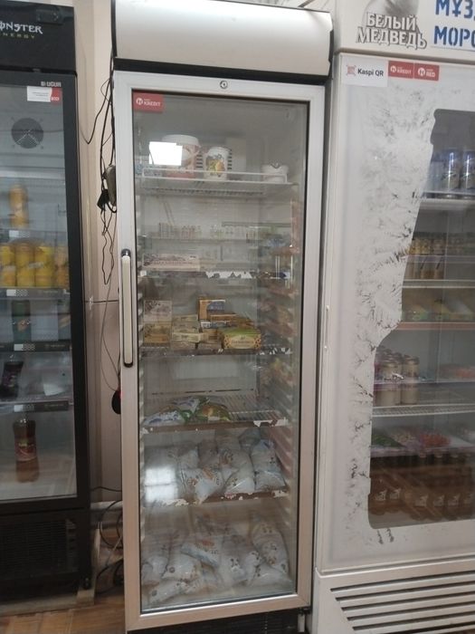 Витринный холодильник б/у Продан