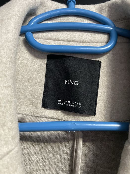 Ново преходно палто Mango Л/ХЛ размер