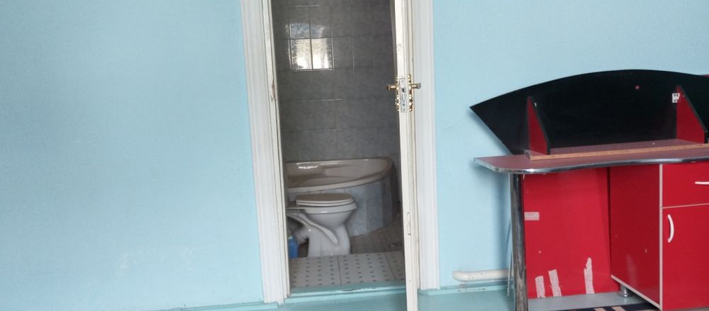 Uy sotiladi shahar markazidan