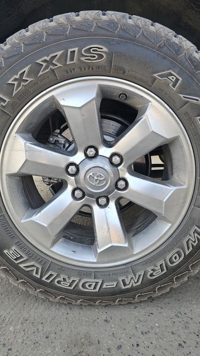 Продам Диски r18