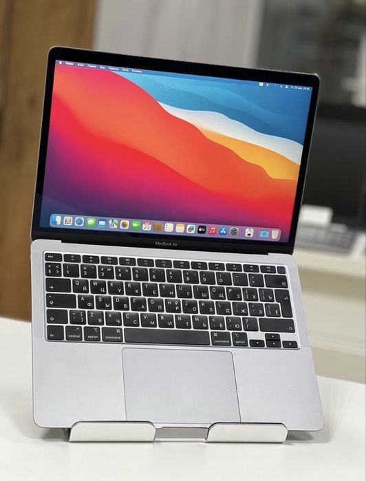 Apple Macbook Air M1 | АКБ 100% | 8/256Гб