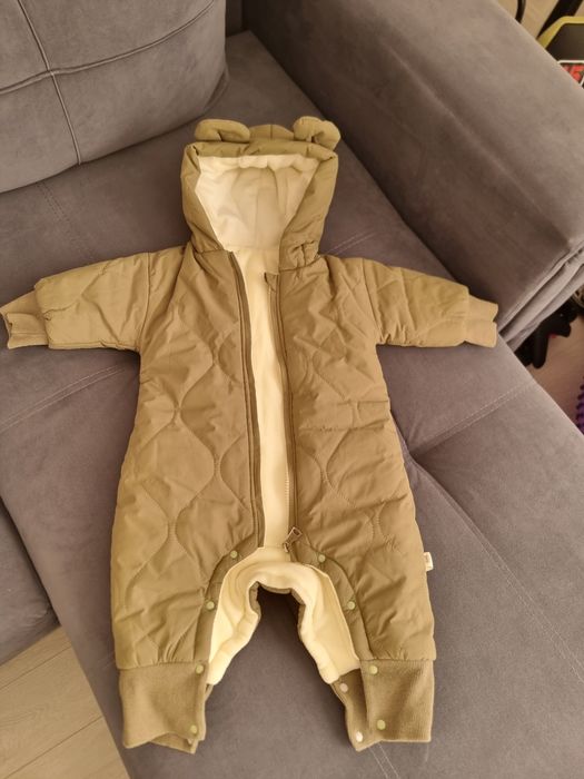 Продам детский весенний комбинезон