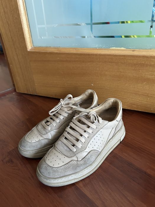 Кроссовки женские