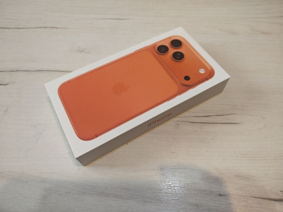 Чисто нов iPhone 17 Pro Max 256 GB Гаранция