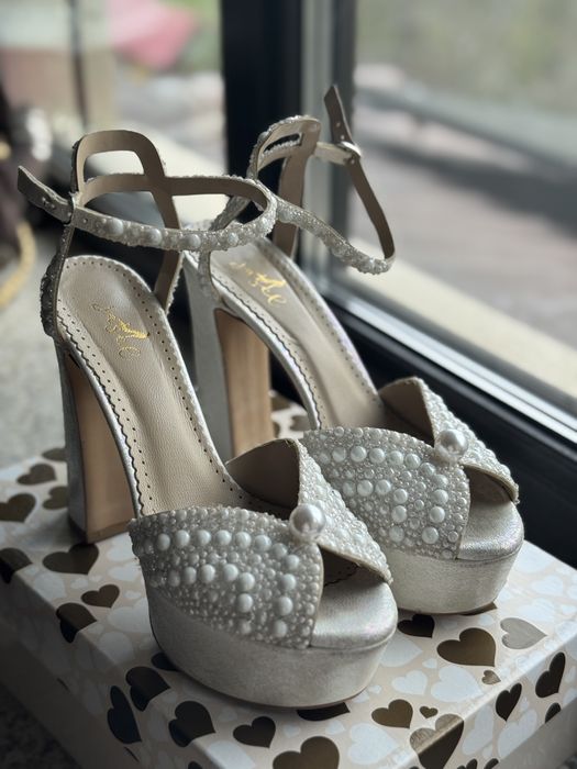 Pantofi platforma mireasa