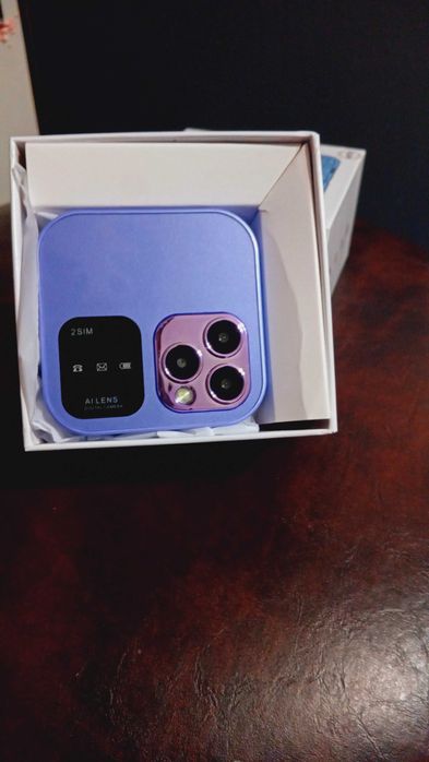 Чисто нов телефон i 16 pro