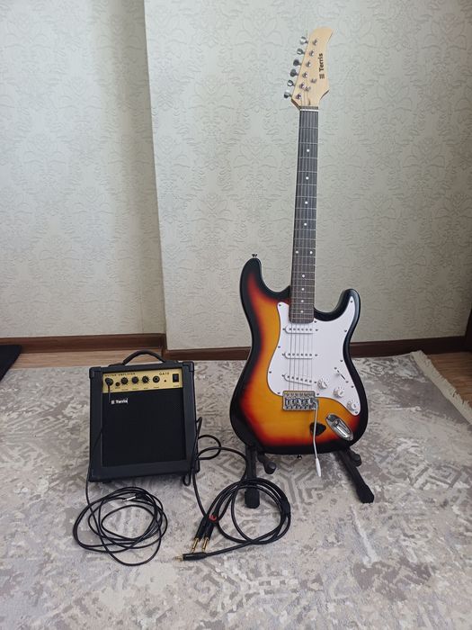 Продам электрогитару в отличном состоянии