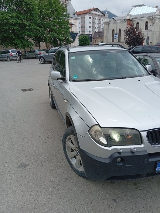 Vând BMW x 3 an 2005