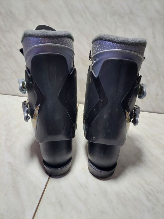 Clapari ski schi Dolomite  mondo 26 corespunde mărimii 40