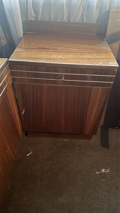 Продам  недорого мебель для дачи