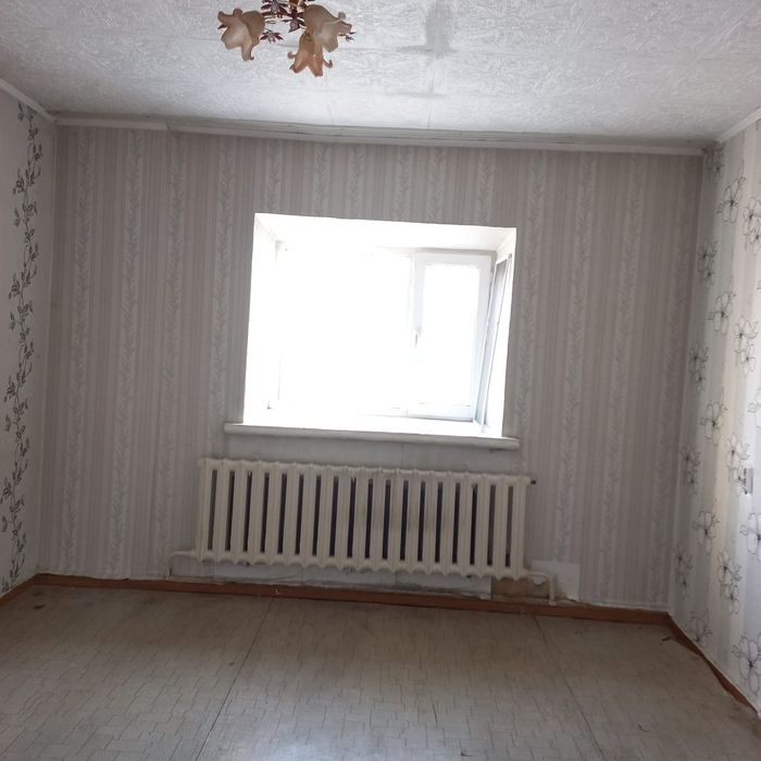 Продам 2х  комнатную квартиру