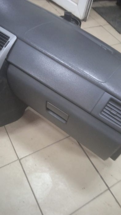 Продам панель приора 1