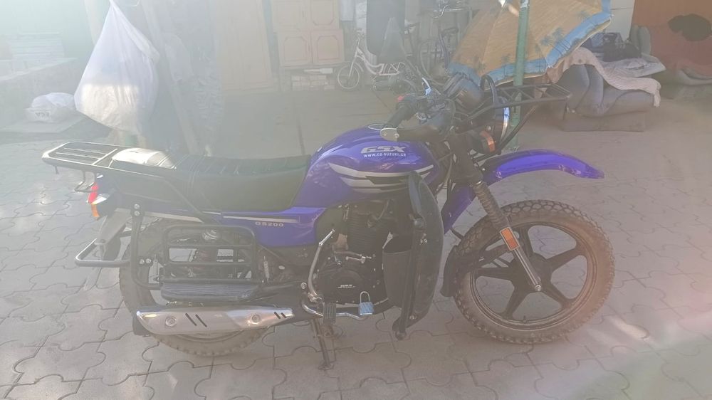 Продам мотоцикл почти новый