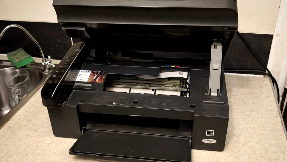 EPSON Цветной принтер