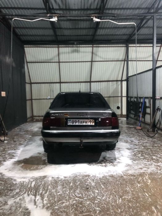 Audi с4 2.8 газ бензин