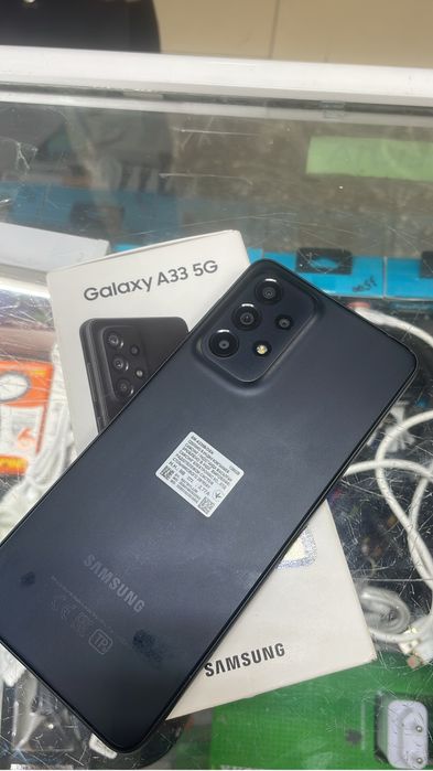 Продам телефон Самсунг а33