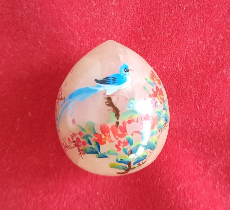 Ou cuarț roze pictat de mână