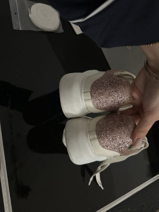 Adidasi Alexander McQueen