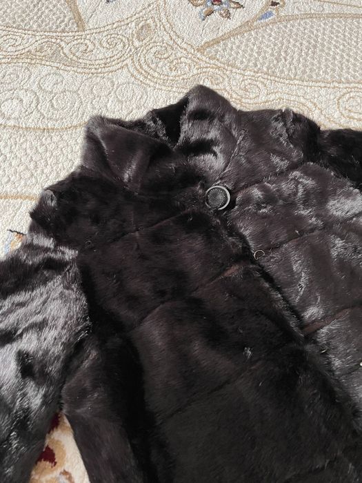 Продам шубу(искусственная) под норку