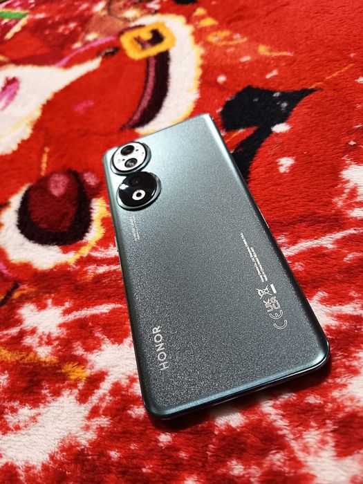 Honor 90  512+12+7 GB RAM