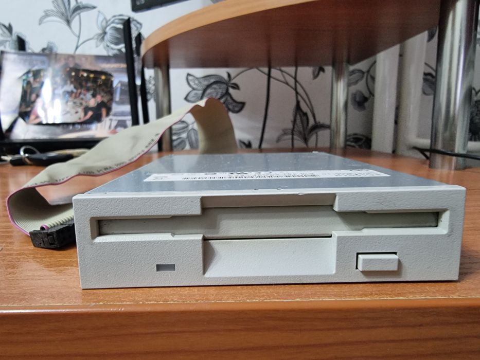 Части от компютър