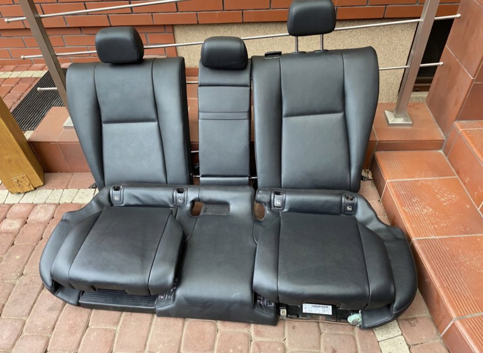 Bancheta spate mercedes w213
