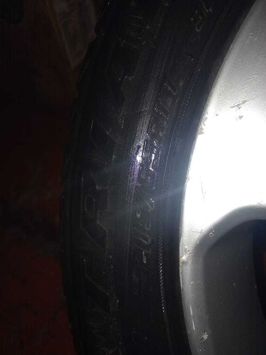 Продается шины с дисками 215 ,55, R 17  летние