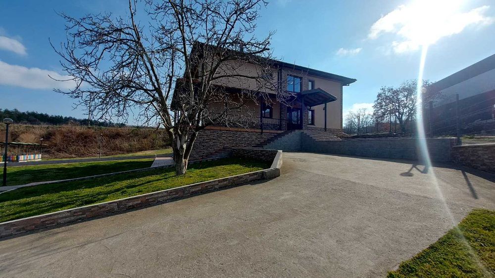 Две луксозни къщи за гости в курортен комплекс Минерални бани, обл. Хасково