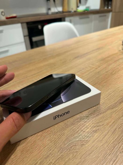 Iphone 16 Pro Black Titanium 256 gb 92% Батерия