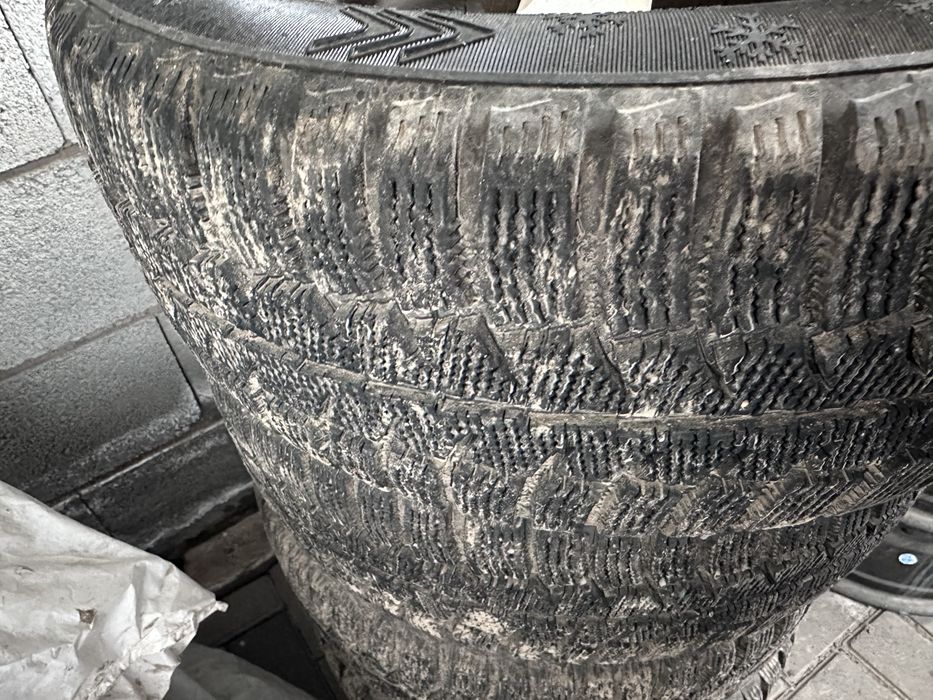Продам диски с резиной R16