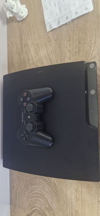PS3, de vânzare.