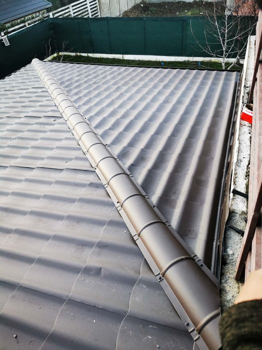 Montaj acoperis tigla metalica jgheaburi burlane reparații acoperis