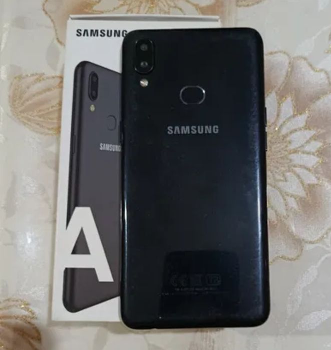 Samsung A20s  Very light use