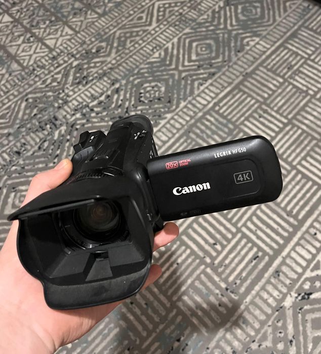 Видеокамера Canon