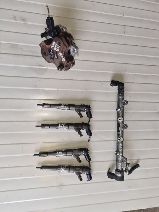 Injectoare,Injectoare,pompă inalta,rampa, bmw ,e46,motor,2.0 D,150 cp
